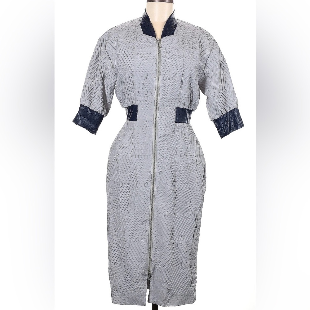 Andreeva Bodycon Midi Dress Grey Textured Zip-Front Navy Trim Star Cutouts sz M